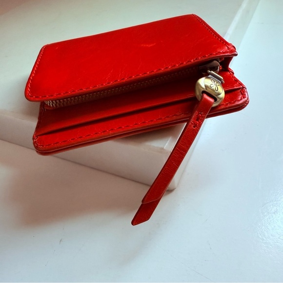 NWOT Hobo International Gorgeous Red Leather Women's Wallet - Picture 2 of 7